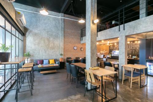 Гостиная зона в Zleepmotion Bangkok