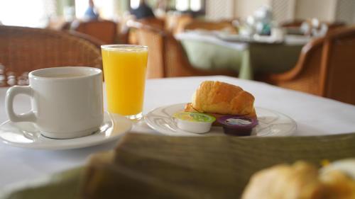 Opciones de desayuno disponibles en Hotel Bachue Girardot