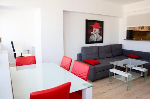 Svetainės erdvė apgyvendinimo įstaigoje bonApartments