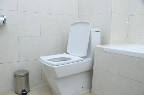 Salle de bains dans l'établissement Sainte Famille Hotel