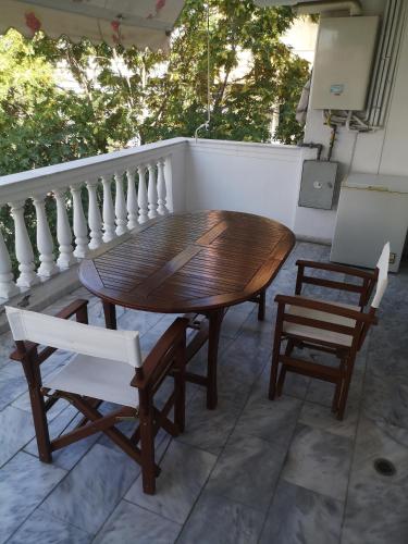 Comfortable Apartment in Kato Toumpa