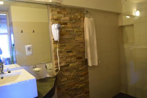 Phòng tắm tại Apart Hotel Terrazas de San Francisco