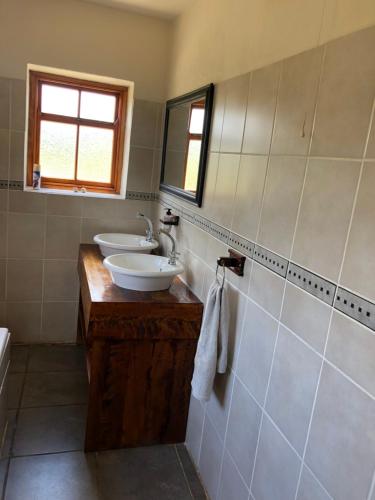 Bilik mandi di Caledon Country House