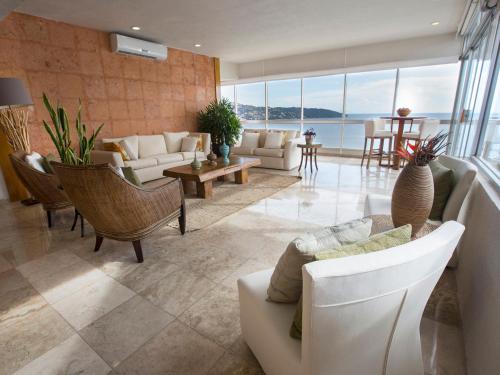 Χώρος καθιστικού στο HS HOTSSON Hotel Acapulco
