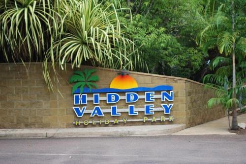 a sign that is on the side of a building at Hidden Valley Holiday Park Darwin in Darwin