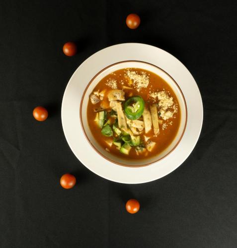 ホテルの敷地内または近くでの食事または食べ物