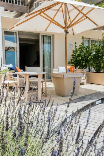 Balkoni atau teres di Compass House Boutique Hotel - Adults Only
