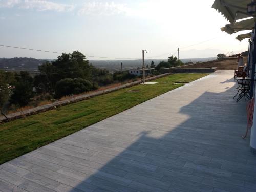 Φωτογραφία από το άλμπουμ του Isidoros Apartments σε Galanádhon