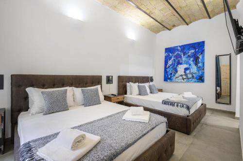 Industrial-Style Apartment Next To Vatican Metro