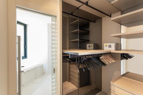 Logement Luxe Cap de Nice avec piscine privée chauffée