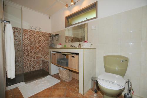 Et badeværelse på Villa Le Banian