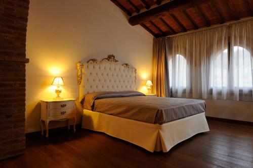 
Letto o letti in una camera di Villa Fontanicchio
