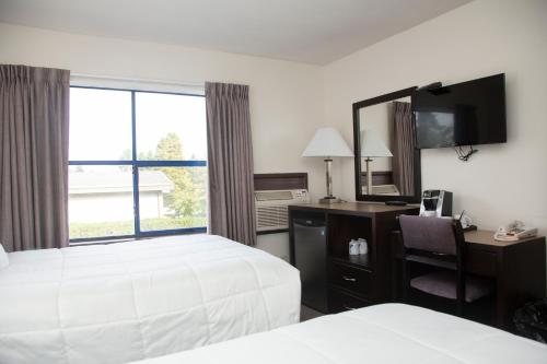 Gallery image of Happy Day Inn in Burnaby