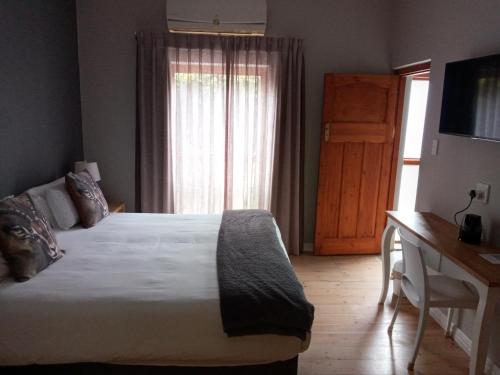 Katil atau katil-katil dalam bilik di Two Fat Owls Guesthouse