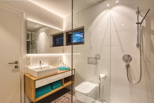 Kylpyhuone majoituspaikassa Alpin Apart Montafon