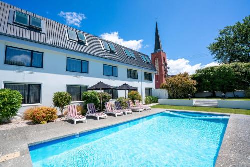Bazén v ubytování Scenic Hotel Marlborough nebo v jeho okolí