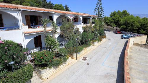 Kép Sea Front Apartment 5 beds with balcony 250 meters from the beach szállásáról Case San Marcóban a galériában