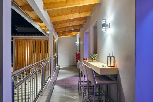 Gambar di galeri bagi Savvas Luxury Suites di Laganas