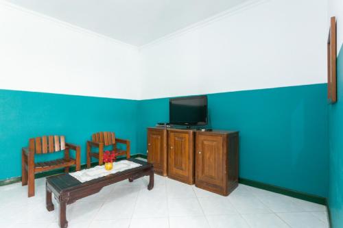 Gallery image of RedDoorz Syariah near Alun Alun Magelang Bayeman in Magelang