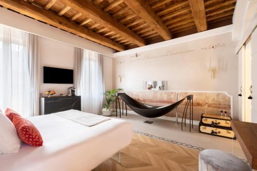 Gallery image of Poēsis Experience Hotel in Rome