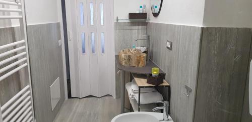 Ванна кімната в Mansarde & Suite Maison 1706 Lago Orta