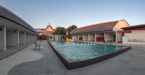 Bazén v ubytování Luxe Villa nebo v jeho okolí