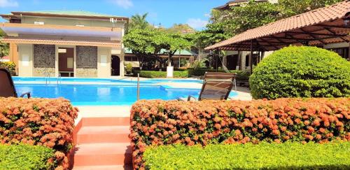 Bazén v ubytování Hotel & Villas Huetares nebo v jeho okolí