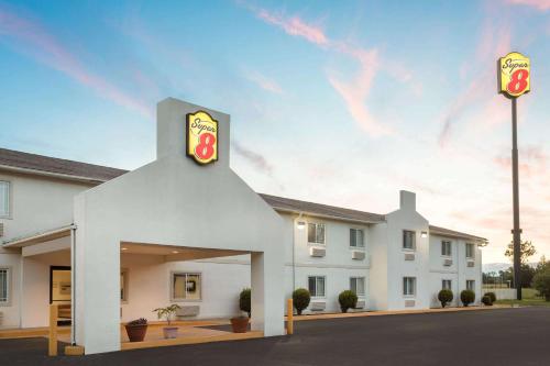 Super 8 by Wyndham Vicksburg – Photos 2