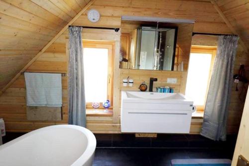 Koupelna v ubytování Chalet Fuchsberg