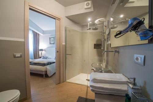 Et badeværelse på Residenza Ca' degli Enzi