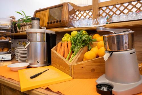 Una cocina o cocineta en Hotel Astoria