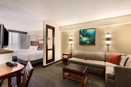 Hyatt Place Baltimore Owings Millsにあるシーティングエリア