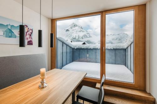 Zdjęcie z galerii obiektu Fernsicht Alpen-Apartments w Lech am Arlberg