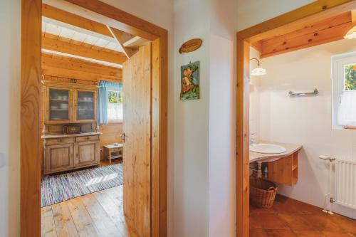 Koupelna v ubytování Alpine Cabin