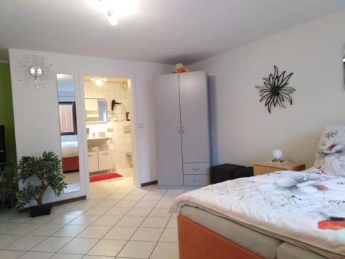 Kuchyň nebo kuchyňský kout v ubytování Ferienwohnung Kiruga