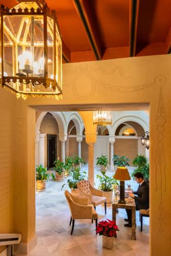 Casa de Triana Luxury Suites by Casa del Poeta photo 41