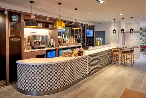 Gallery image of Holiday Inn Northampton West M1 Junc 16 by IHG in Northampton