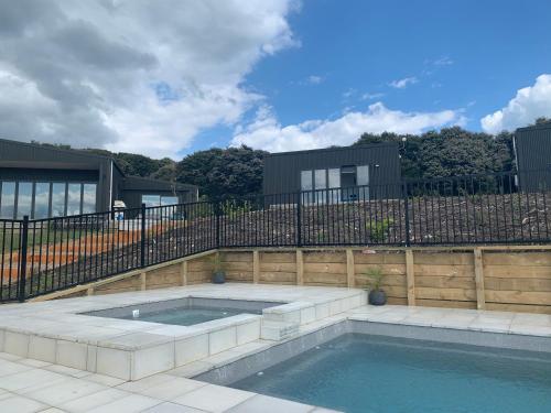 Imagen de la galería de Anzac Bay Views Orchard House, en Auckland