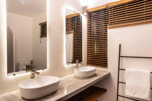 Gallery image of Bird of Paradise in Panglao