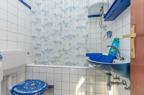 Ett badrum på Apartments Ana Maria