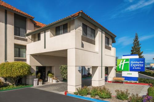 Holiday Inn Express & Suites Santa Clara - Silicon Valley, an IHG Hotel Image