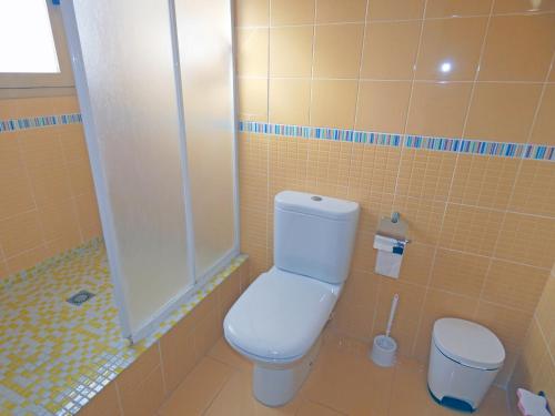 Bilik mandi di Anacasa Avinyo Sector 5 AP121