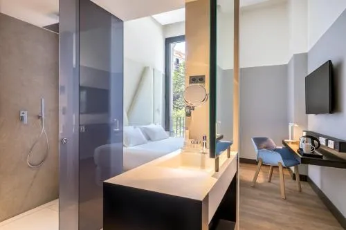Occidental Diagonal 414 photo 15