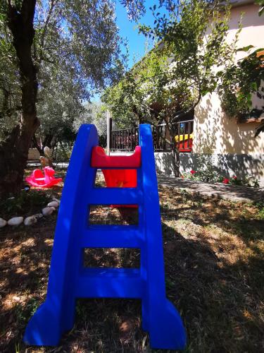 Ο χώρος παιχνιδιού για παιδιά στο Beautiful Beach House