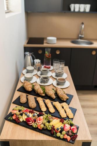 Comida en o cerca de este hotel