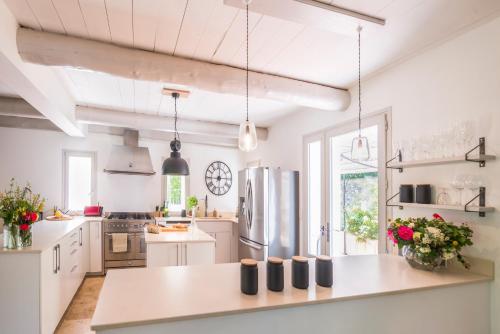 Dapur atau dapur kecil di Le Mas des Oules