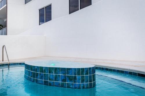 Holiday Inn Express & Suites Panama City Beach - Beachfront by IHG photo 112