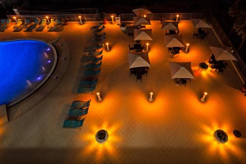 Holiday Inn Express & Suites Panama City Beach - Beachfront by IHG photo 93