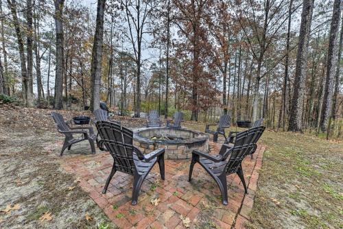 Imagen de la galería de Gentry Manor in Heartland Area 19 Mi to Raleigh!, en Fuquay-Varina