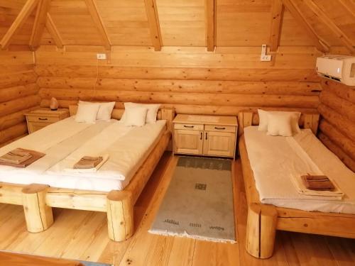 Apartmani Žuti Leptirにあるベッド